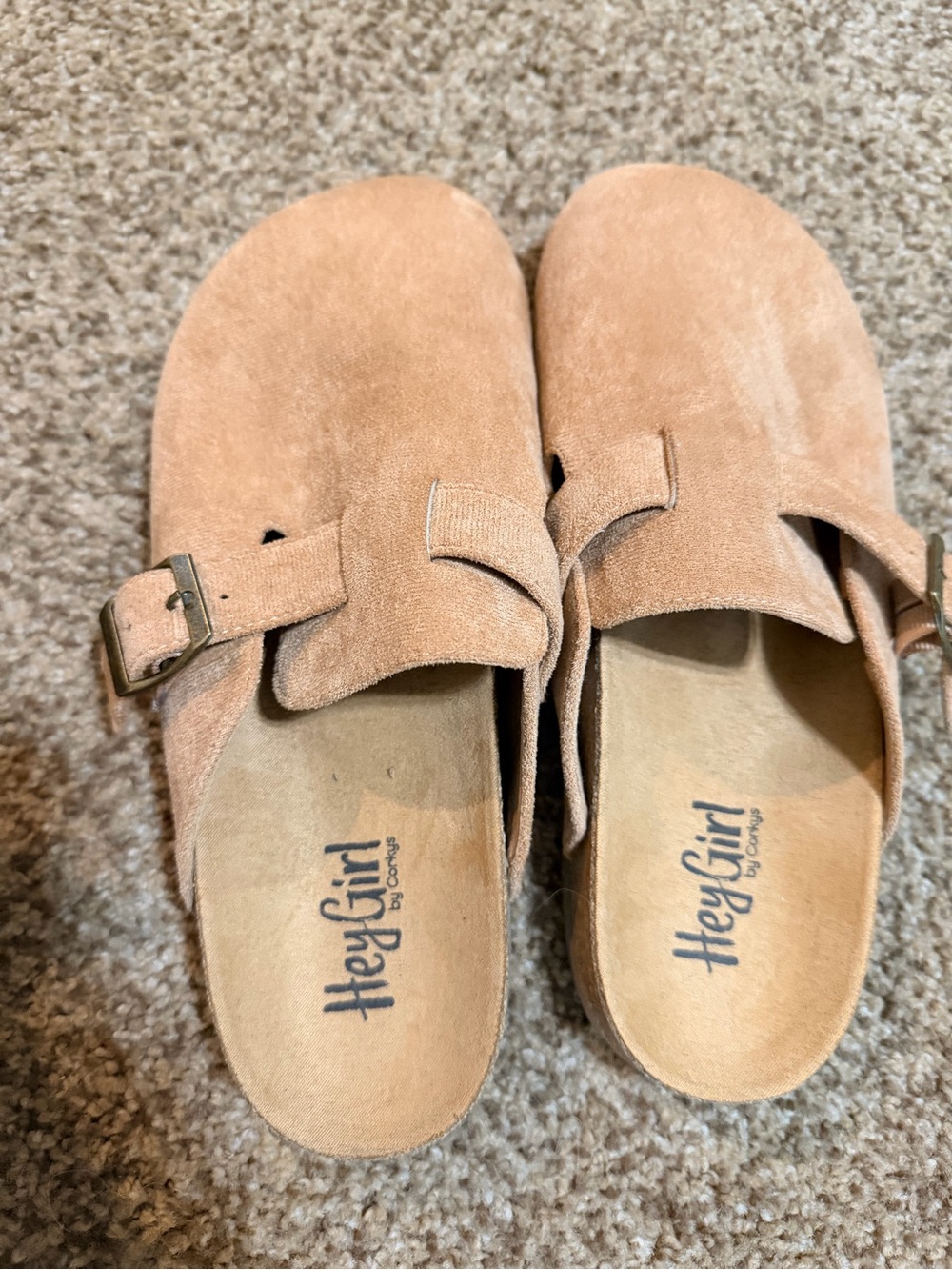 HeyGirl Suede Slip-On Clogs in Light Peach